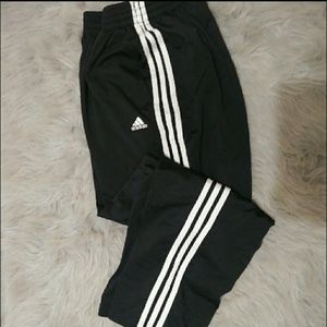 🌟 Adidas Sweatpants 🌟